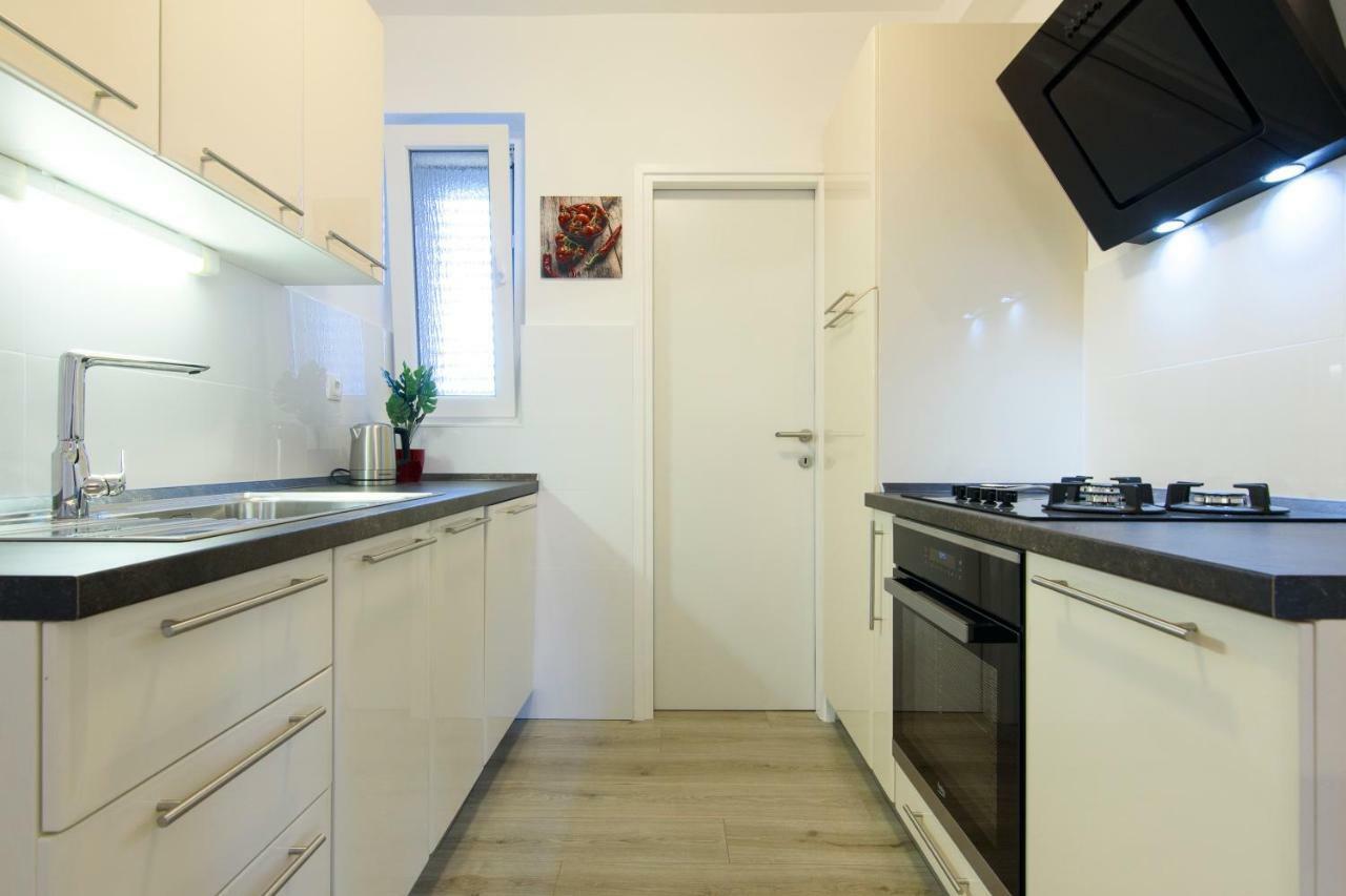 Apartment Relja Zadar Bagian luar foto