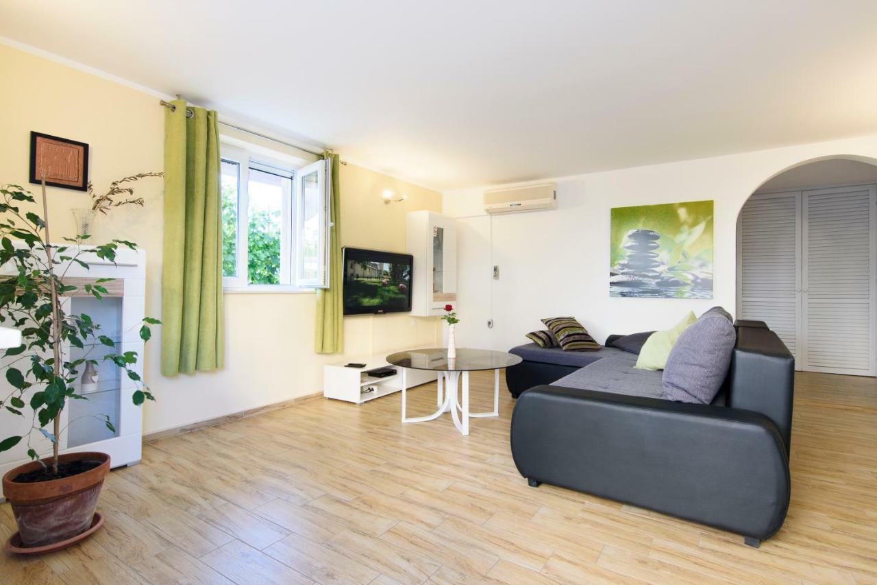 Apartment Relja Zadar Bagian luar foto